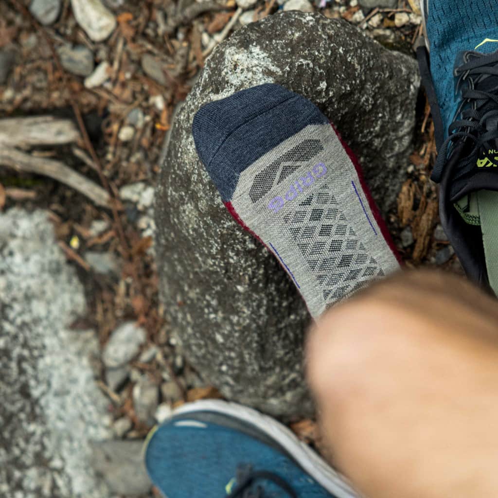 GRIP6 8 Pack Merino Wool Crew Socks Midweight Arch Support Trail Hiking