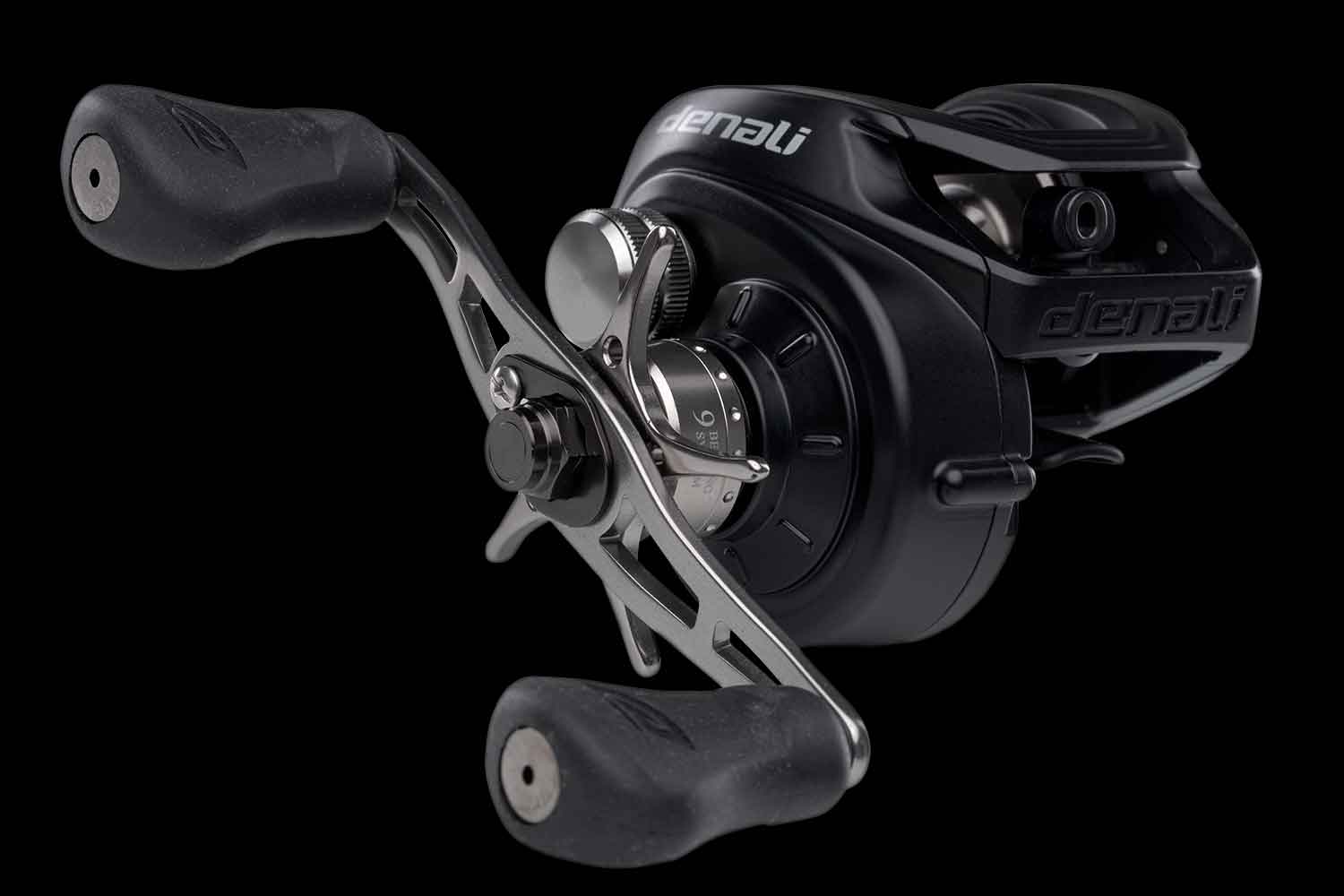Denali Novus Pro Baitcasting Reel 9+1 BB 15.4lb Drag Aluminum Frame 7.3 8.1:1